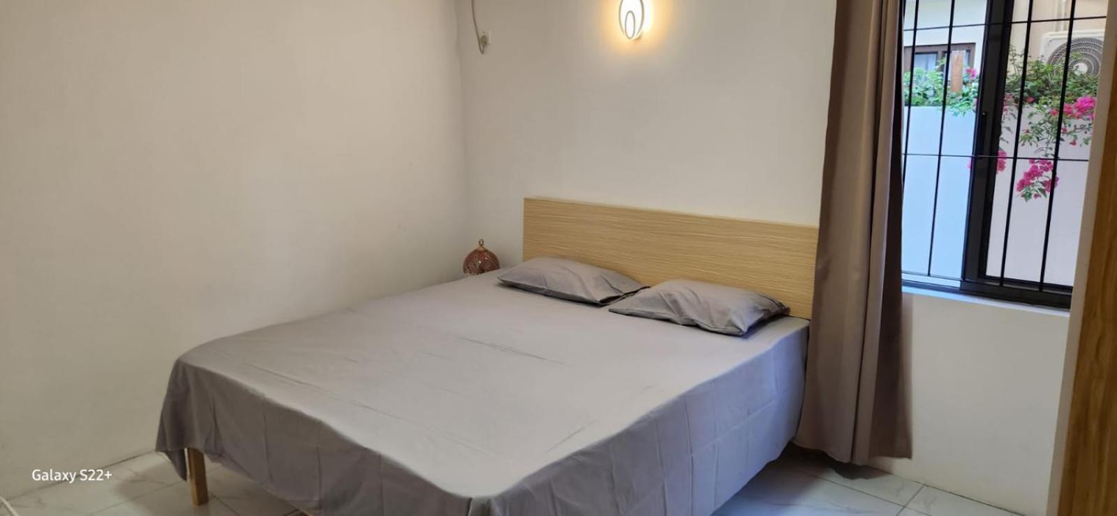Nayuha Apt B Flic-en-Flacq Екстериор снимка