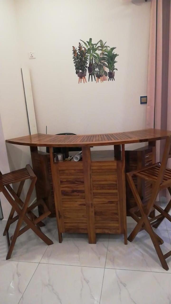 Nayuha Apt B Flic-en-Flacq Екстериор снимка