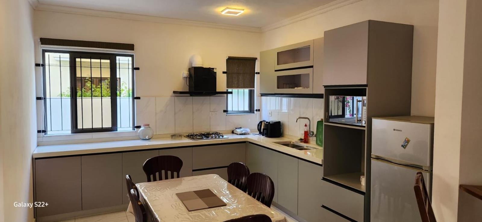 Nayuha Apt B Flic-en-Flacq Екстериор снимка